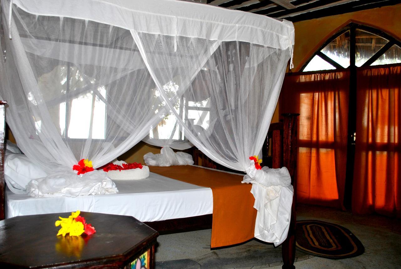 Coral Reef Resort Pwani Mchangani Exterior photo