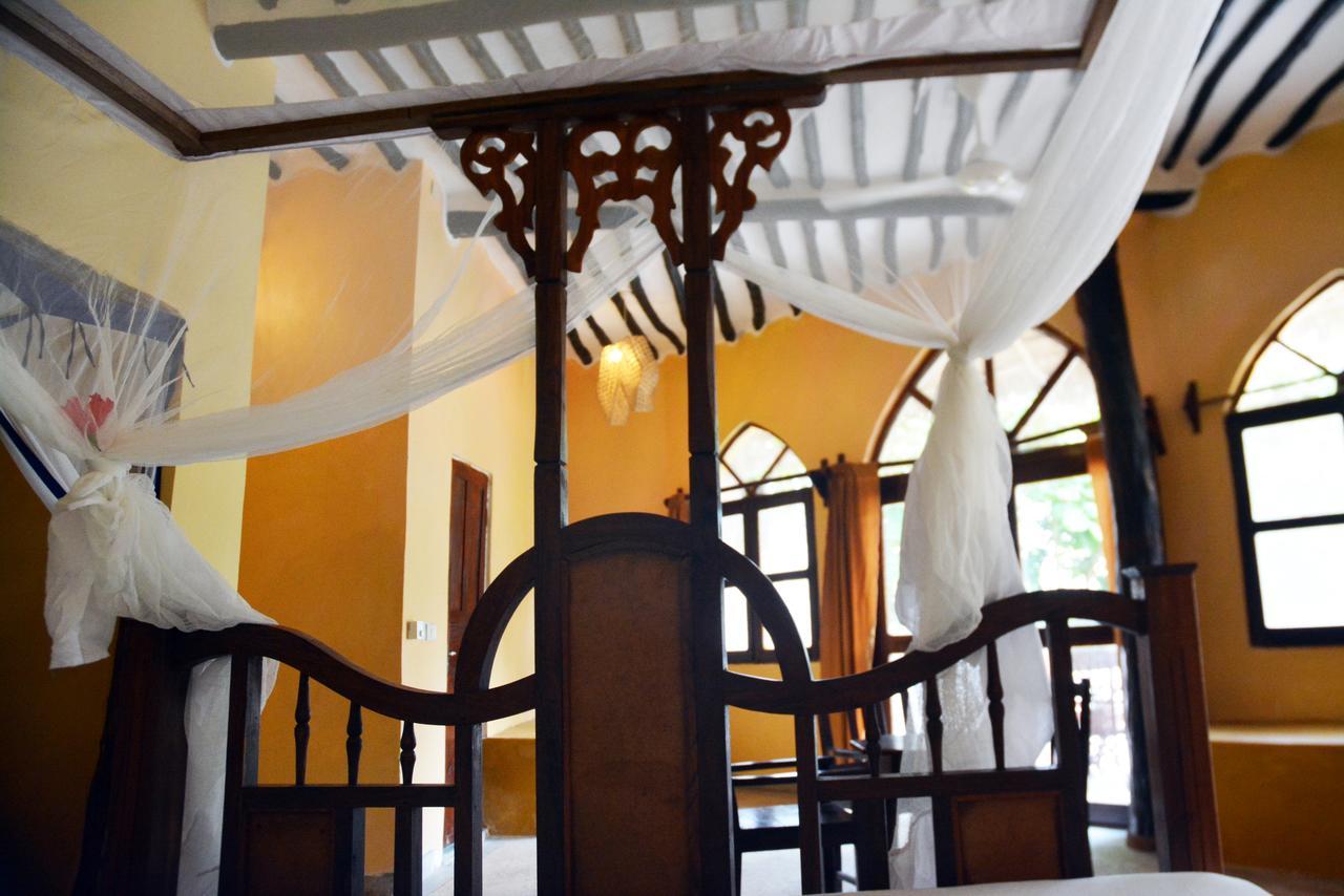 Coral Reef Resort Pwani Mchangani Exterior photo